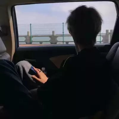 郁雁卉